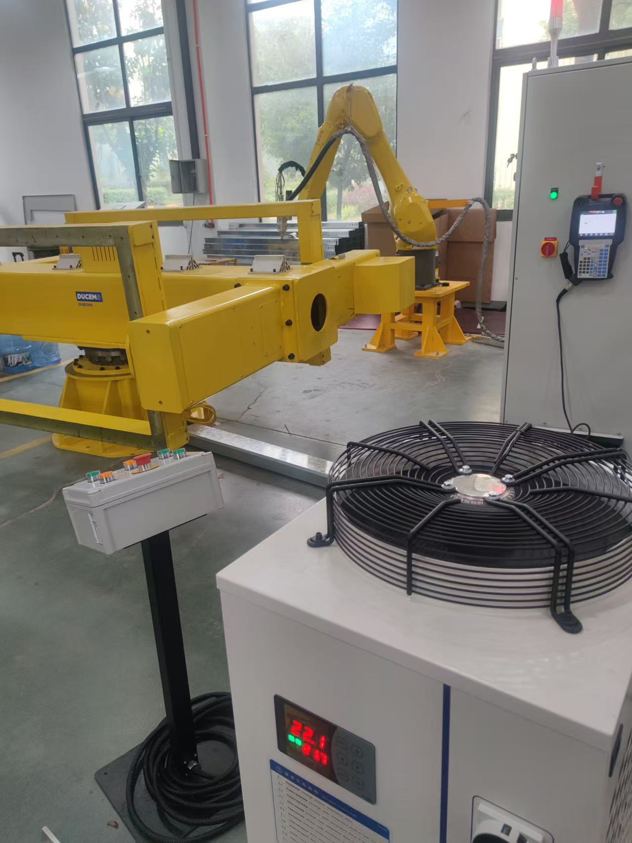 เครื่องตัดเลเซอร์อุตสาหกรรมแบบ - Industrial Laser Metal Cutter บทวิจารณ์และราคา